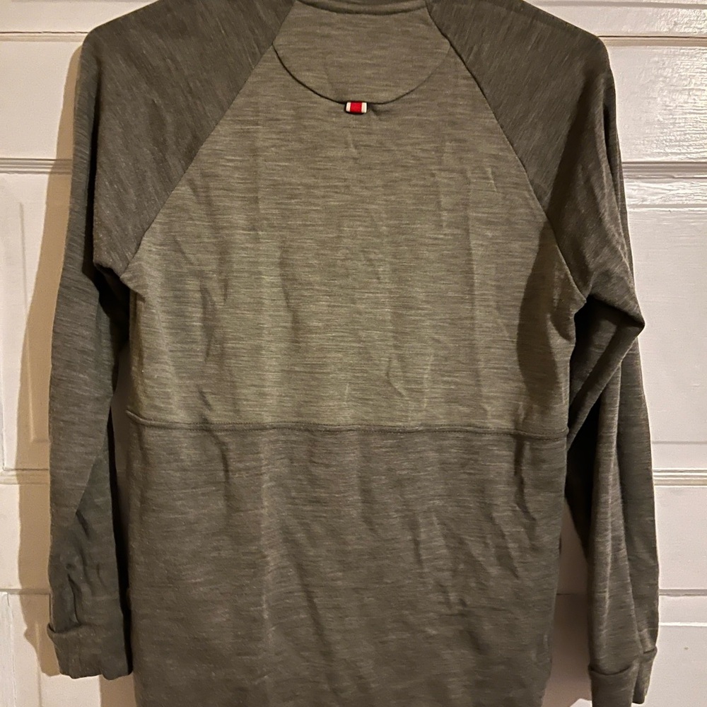Tracksmith downeaster EYC women’s small - Picture 2 of 4